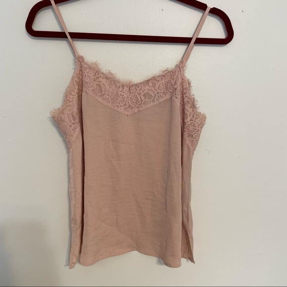 Who What Wear Tops - Who What Wear Silky Lace Tank Top Cami Sz XS